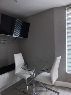 City Vibes Chic 1BR Flat with Style and Comfort - Watford - 8