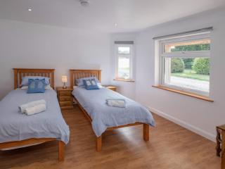 Red Squirrel Lodge - Ukc677 - Wootton Bridge - 2