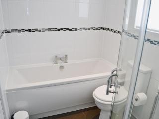 The Cabin - Astley - 5