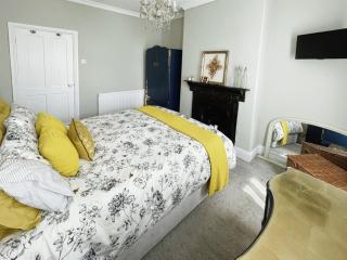 Seaside Family Home - Porthcawl - 6