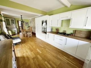 Seaside Family Home - Porthcawl - 8