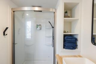 Cozy modern tiny home near ZION & private deck - 2