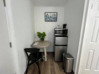 2q Beds Studio Wshared Pool 12 - 5