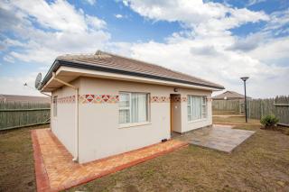 Ncome Lodge - - 2