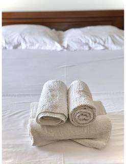 Beachside Golden Stay - Saranda - 1
