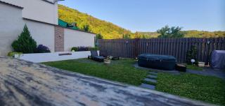 Casa mica Resita - 1