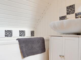 Annies Cottage - Edinbane - 1