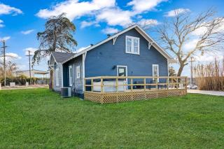 Downtown Bungalow with Hot Tub! - Weatherford - 3