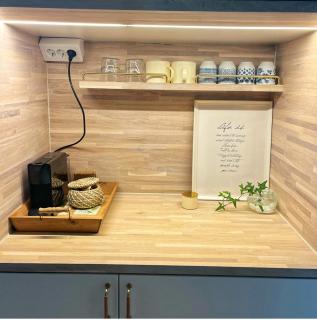 Eagles Nest, A Guest Suite by the lake - 4