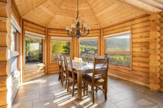 Ski and Ride Mountain Haus - Hot Tub, Fire Pit, Game Room & Deck - Mesa - 1