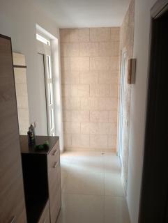 Nejla apartmani - - 2