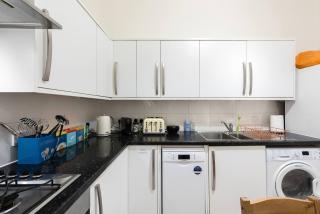 Heart of Ealing Apartment With Garden - Londra - 6