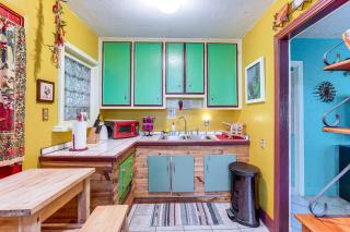 Near Tampa Attractions Boho Bungalow on 20 Acres! - Lutz - 8