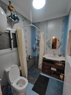 Elegant 2-Bedroom Apartment Steps from the Nile in Agouza, Giza - Il Cairo - 9