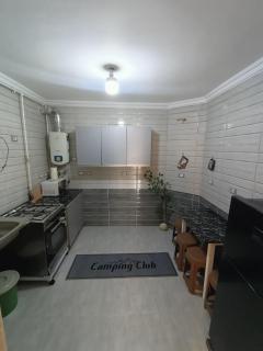 3BR-2Bath Apart near to Museum Of Civilization with Balcony & Baby Crib - Il Cairo - 1