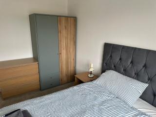 Cheshire Retreat: Modern 3BR with Garden - Congleton - 2