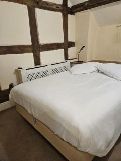 Kings Arms pub - Cleobury Mortimer - 9