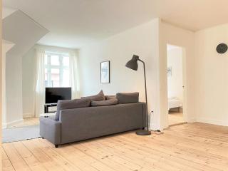 Spacious Apartment for 6 - Esbjerg - 4