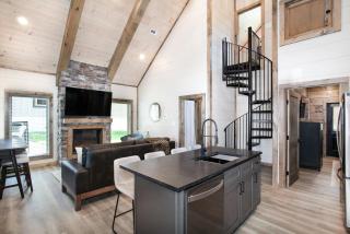 Winding Down: Modern Cabin Retreat - Pigeon Forge - 2