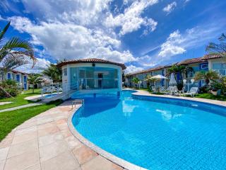 Casas no Residencial Mont Sião com 2 ou 3 suítes (todas com ar condicionado) condomíno a poucos metros da praia de Taperapuã (Axé Moi), com 2 piscinas adulto, 2 infantil, sauna e 2 portarias, casas com internet privativa 300MBPS - Porto Seguro - 4