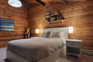 Enjoy the West Coast at the Cedar Rock Home. - 1
