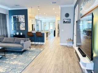 Blue Hideaway King Master Chefs Kitchen Near DT Beaches - Sint-Petersburg - 9