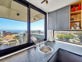 Luxury Penthouse with Ocean View AC and Inverter - 7