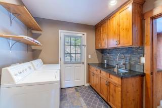 Tranquil Stay Sauna, Rooftop and Nature Views - Incline Village - 9