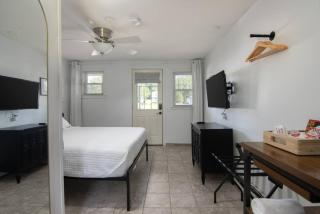 LumberJill Lodge Room 9 - Balsam Lake - 4