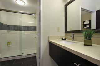 Relux at Westchase - Houston - 4