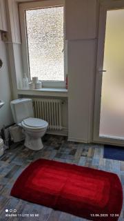 "Saunahotel" mit separatem Badezimmer - Meinerzhagen - 5