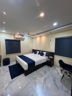 Livotel Premium Hotel - 5
