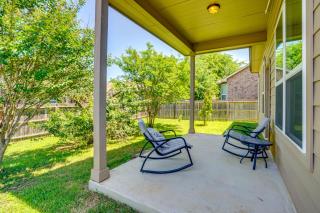 San Antonio Home w/ Fenced Yard & Patio! - 9