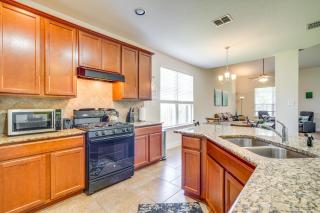 San Antonio Home with Fenced Yard and Patio! - San Antonio - 1