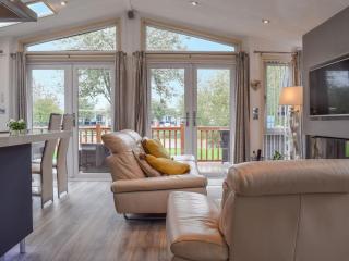 River Meets Lodge - Stratford-upon-Avon - 7