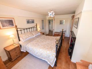 Corner House - Lorton - 3