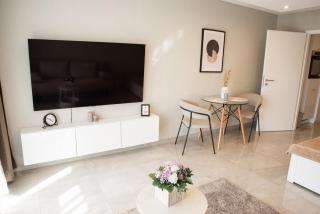Stylisches City Apartment, nähe MB Werk, Top Ausstattung, Zentral und Sonnig - Sindelfingen - 9