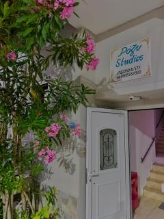 Rozy Studios - Rovies - 0