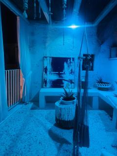 Hydria Guest House Art Gallery Dimora d artista con terrazza e vasca idromassaggio nel cuore del borgo antico Artists Home with terrace and jacuzzi in the heart of the old town - Acquaviva delle Fonti - 5