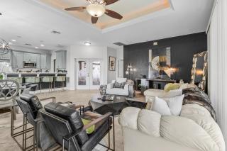 Privacy, Luxury and Relaxation, Heated Pool & Spa - Villa Courtyard - Roelens - 1