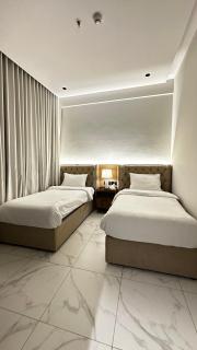 Luxury 3 bedrooms 2 Balcony 85Tv - Riad - 5