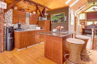 Swim and Sip Creative Retreat 2 Mi to Owasco Lake - Auburn - 5