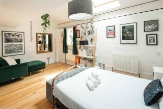 Stylish 3BD Home - Great Location - Londra - 4