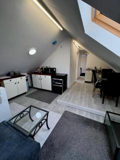 Attic Conversion Suite - Alwoodley, Leeds - 7