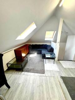 Attic Conversion Suite - Alwoodley, Leeds - 3
