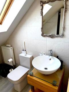 Attic Conversion Suite - Alwoodley, Leeds - 1