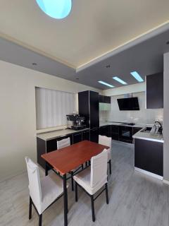Central Apartment By Vlora Office - Vlorë - 1