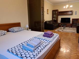 Sunny Cozy Flat in the Centre, close to beach, 4 rooms, 105sqm - Warna - 2