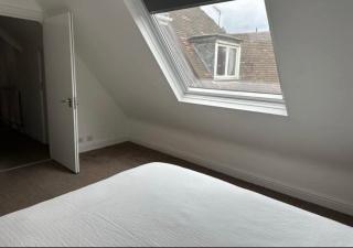2 bedroom Flat in Camden - 1
