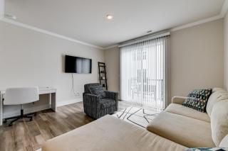 2 Mi to Uptown Charlotte Family Townhome! - 6